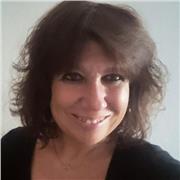 Pedagoga con experiencia en clases particulares, formación variada, experta en orientación profesional y acompañamiento personal